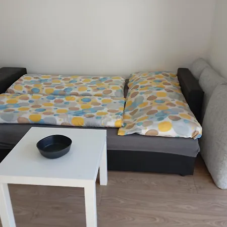Novy V Centru, Soukrome Parkovani ברנו